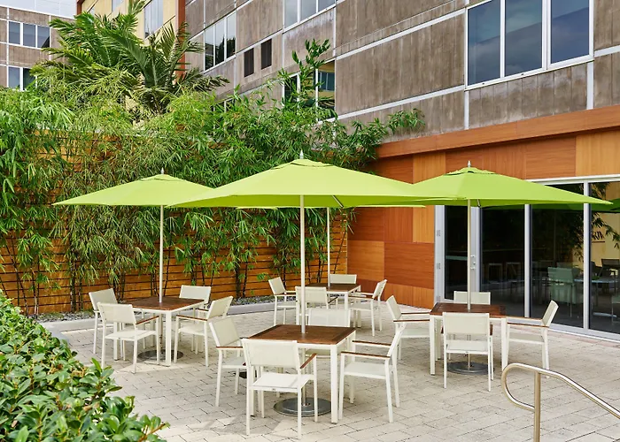 Element Miami International AirportAirport Hotel